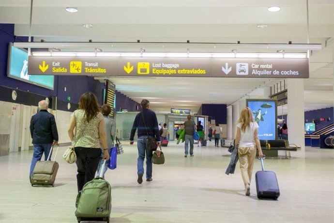 Aeropuerto ubicado en una provincia de Andalucía.