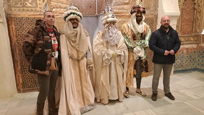 Los Reyes Magos de Oriente con el alcalde de El Puerto de Santa María (Cádiz).