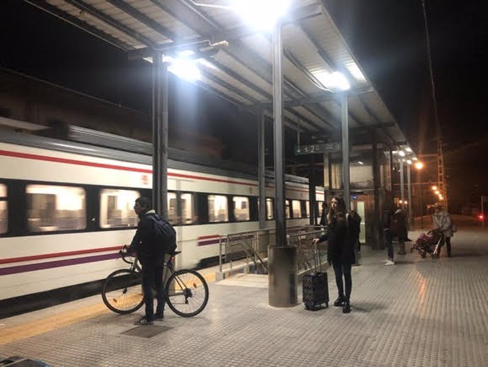 Archivo - Imagen de archivo de una estación de Cercanías de Renfe