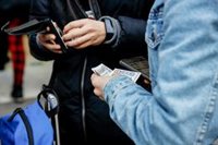 El primer premio de la lotería del Niño, el 78.908, esquiva a la región y cae íntegro en León