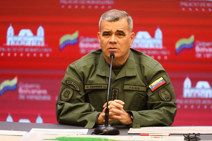 Archivo - HANDOUT - 11 February 2022, Venezuela, Caracas: Venezuelan defense minister Vladimir Padrino speaks at a press conference about combating drug trafficking in the country. Photo: ---/Prensa Miraflores/dpa - ACHTUNG: Nur zur redaktionellen Verwend