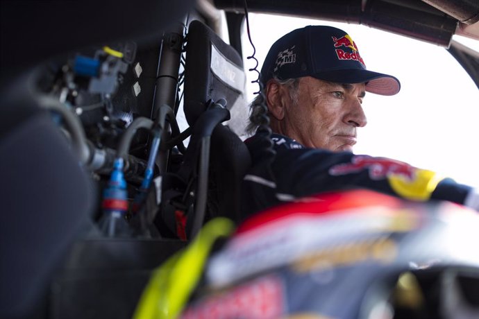 SAINZ Carlos (spa), Ford, Ford M-Sport, FIA W2RC, Ultimate, portrait during the Stage 1 of the Dakar 2025 on January 4, 2025 around Bisha, Saudi Arabia - Photo Julien Delfosse / DPPI