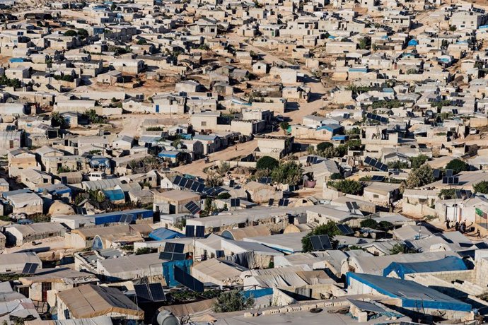 Archivo - Campamento de desplazados en la localidad siria de Atima, cerca de la frontera turco-siria