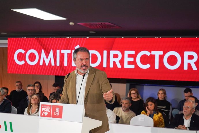 El secretario general del PSOE de Andalucía, Juan Espadas interviene en el Comité Director del partido. A 20 de diciembre de 2024, en Jaén, Andalucía (España). El secretario general del PSOE de Andalucía, Juan Espadas, ha participado en Jaén en la reunión