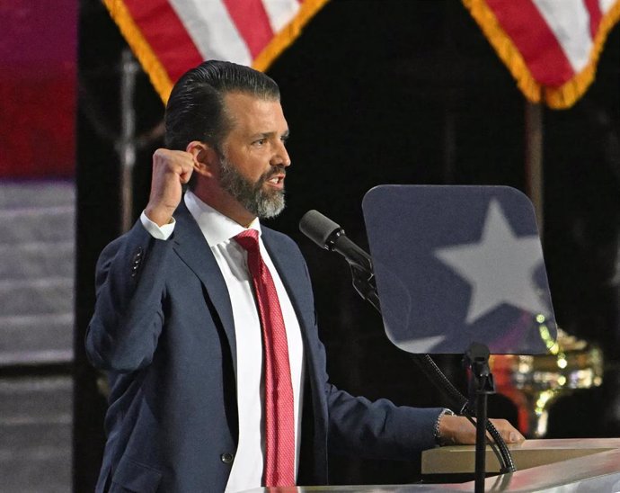 Archivo - Donald Trump Jr., hijo del presidente electo de Estados Unidos, Donald Trump, durante un acto de campaña