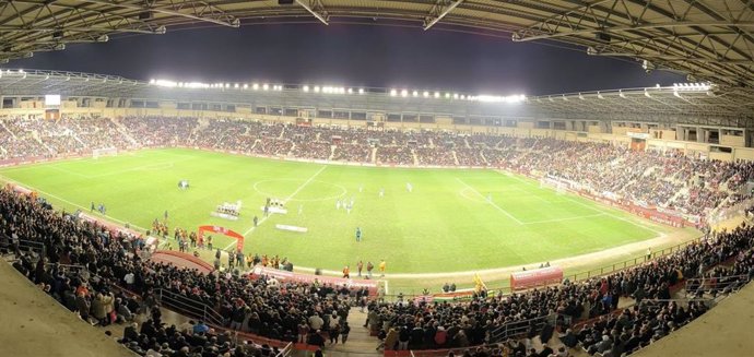 Partido de fútbol de Copa del Rey entre la UD Logroñés y el Athletic de Bilbao disputado en el campo de fútbol de Las Gaunas de Logroño