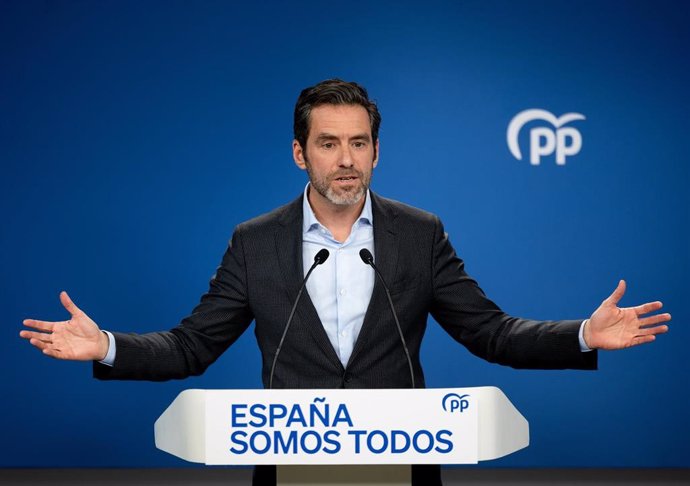 El vicesecretario de Cultura y portavoz del Partido Popular, Borja Sémper, durante una rueda de prensa posterior a la reunión del Comité de Dirección del Partido Popular, en la sede nacional del PP, a 7 de enero de 2024, en Madrid (España). La rueda de pr