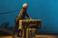 Carlos Hipólito protagoniza este domingo la obra 'Burro' en el Teatro Victoria Eugenia de San Sebastián