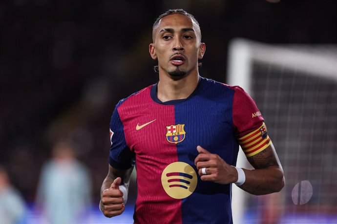 Raphinha Dias Belloli of FC Barcelona looks on during the Spanish league, La Liga EA Sports, football match played between FC Barcelona and Atletico de Madrid at Estadio Olimpico de Montjuic on December 21, 2024 in Barcelona, Spain.