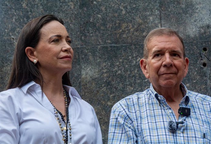 Archivo - La líder opositora venezolana María Corina Machado junto con el excandidato presidencial Edmundo González