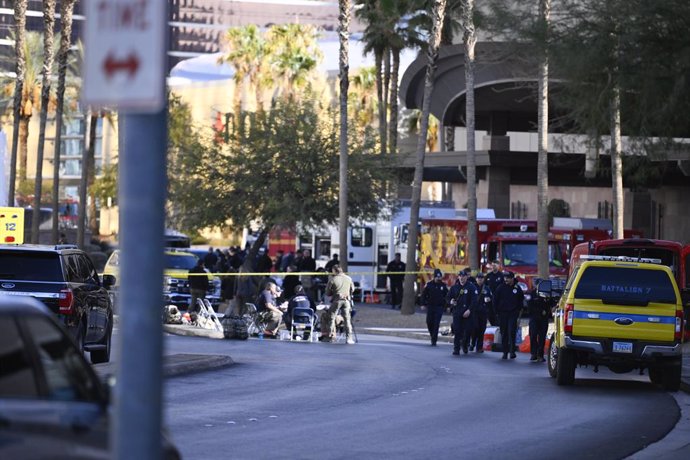 Imagen de archivo de explosión de una camioneta Tesla frente al hotel Trump International de Las Vegas.