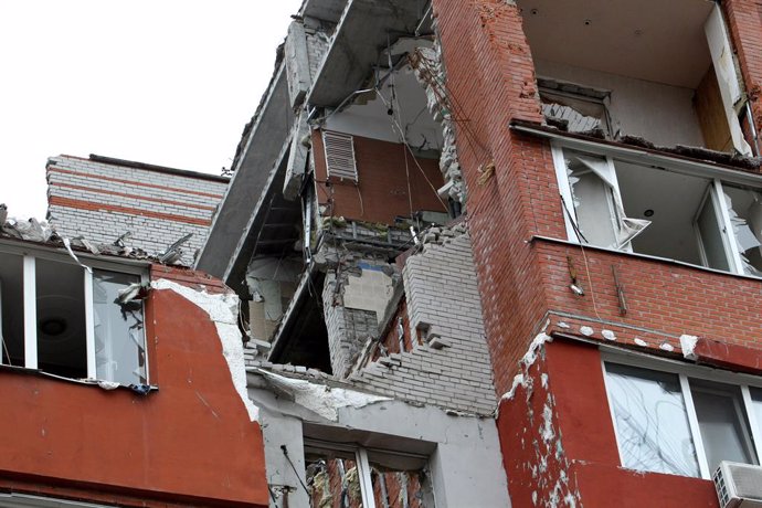 January 6, 2025, Dnipro, Ukraine: DNIPRO, UKRAINE - JANUARY 6, 2025 - The residential building at 24-A Vykonkomivska Street that was damaged by the Russian missile attack on June 28, 2024, is to be rebuilt, Dnipro, east-central Ukraine.