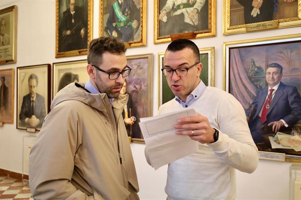 El alcalde de Requena (Valencia), Mario Sánchez, y el presidente de la Diputación de Valencia