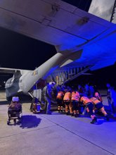 Foto: La niña ingresada en Son Espases (Palma) ya ha sido trasladada al Vall d'Hebron en un avión del Ejército del Aire