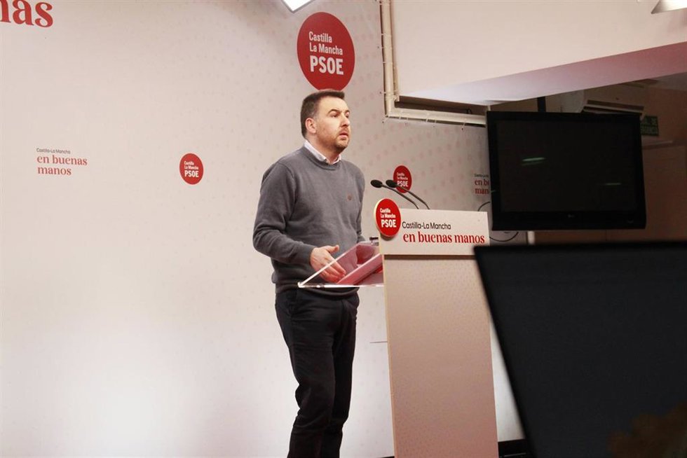 El portavoz de Empleo y Agricultura del grupo socialista en las Cortes de Castilla-La Mancha, Antonio Sánchez Requena