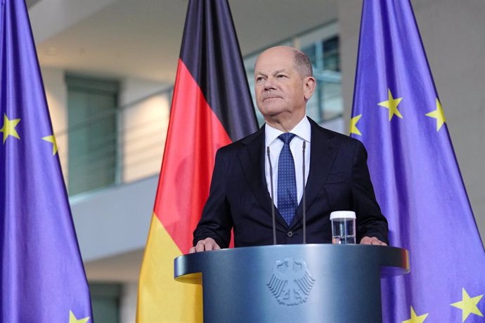 08 January 2025, Berlin: Germany's Chancellor Olaf Scholz speaks during a press conference in the Federal Chancellery. Photo: Kay Nietfeld/dpa