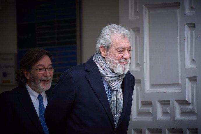 El jefe de gabinete de la presidenta de la Comunidad de Madrid, Isabel Díaz Ayuso, Miguel Ángel Rodríguez, sale de declarar del Tribunal Supremo, a 8 de enero de 2025