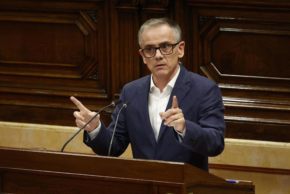 Archivo - El president del grupo parlamentario de ERC, Josep María Jové, interviene durante el debate del pleno de investidura, en el Parlament de Cataluña, a 8 de agosto de 2024, en Barcelona, Catalunya (España). Hoy se celebra el pleno de investidura 
