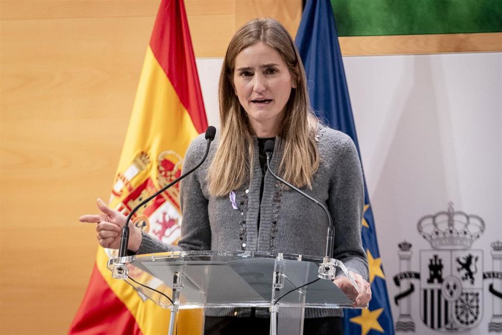 Archivo - La hasta ahora secretaria de Estado de Energía, Sara Aagesen, durante la entrega de la cartera del ministerio, en la sede del Ministerio, a 25 de noviembre de 2024, en Madrid (España). 