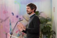 Urtasun cree que Economía está intentando "torpedear" la reducción de la jornada laboral