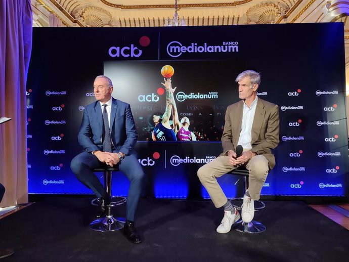 Presentación del acuerdo de patrocinio entre Banco Mediolanum y la acb, en la sede de la entidad bancaria en Barcelona