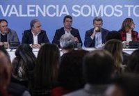 Mazón acusa al Gobierno y al PSOE de una cacería contra él con "una campaña de desinformación para tapar su corrupción"
