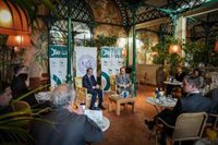 La Diputación estrecha lazos con la Asociación Cuerpo Consular de Sevilla