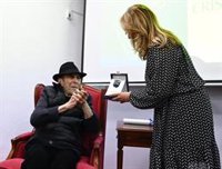 El Cabildo de Tenerife entrega la Gran Distinción de Nivaria al pintor tinerfeño Cristino de Vera