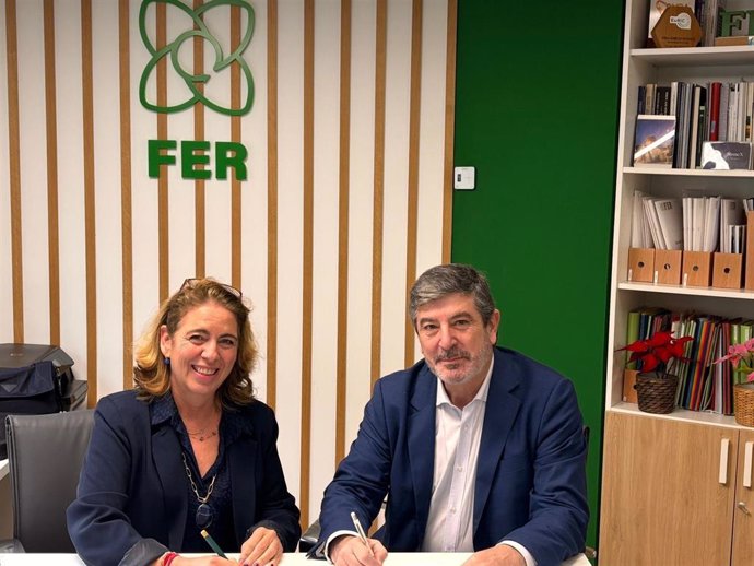 Fundación ECOLEC Envases y FER firman un acuerdo marco de colaboración para gestionar los envases y los residuos