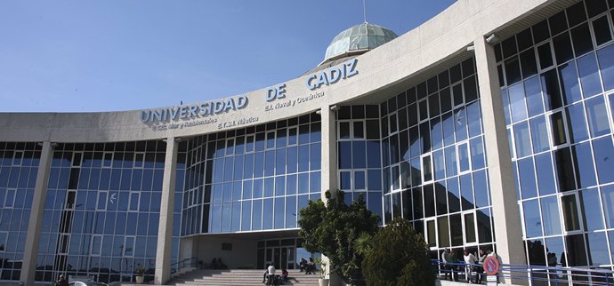 Archivo - La Facultad de Ciencias del Mar y Ambientales de la Universidad de Cádiz en el campus de Puerto Real.