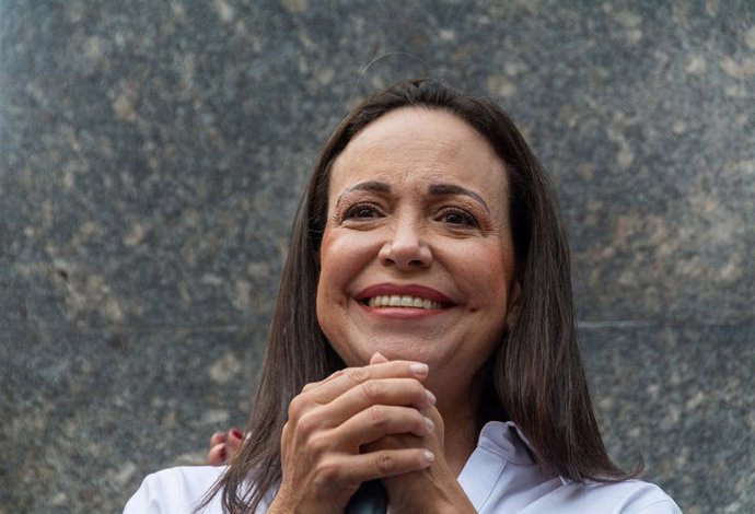 Archivo - July 21, 2024, Caracas, Miranda, Venezuela: Opposition leader Maria Corina Machado, speaks to her followers..Day of prayer for the opposition candidate Edmundo Gonzalez and Maria Corina Machado in Bolivar Square in Chacao, for reconciliation and