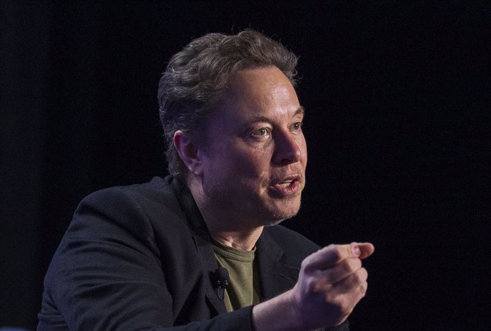 Archivo - May 6, 2024, Beverly Hills, California, USA: Elon Musk, co-founder of Tesla and SpaceX and owner of X Holdings Corp., speaks at the Milken Institute's Global Conference on Monday May 6, 2024 held at the Beverly Hilton Hotel, in Beverly Hills, Ca