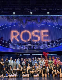 El actor Richard Gere visita el Teatro del Soho de Málaga para ver 'Gypsy'