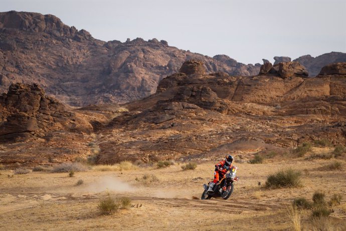 04 SANDERS Daniel (aus), KTM, Red Bull KTM Factory Racing, FIM W2RC, RallyGP, action during the Stage 5 of the Dakar 2025 on January 9, 2025 between Al Ula and Hail, Saudi Arabia - Photo Frédéric Le Floc'h / DPPI