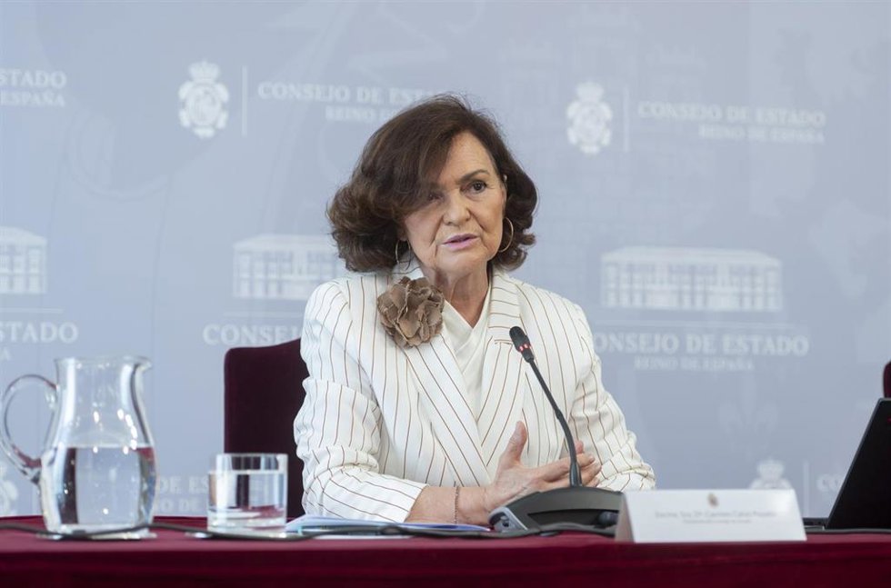 Archivo - La presidenta del Consejo de Estado, Carmen Calvo, durante una rueda de prensa de presentación de la Memoria 2023 del Consejo de Estado, en la sede del Consejo de Estado, a 10 de julio de 2024