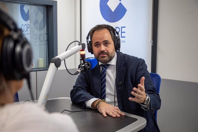 El presidente del PP de C-LM, Paco Núñez, en una entrevista en Cadena Cope.