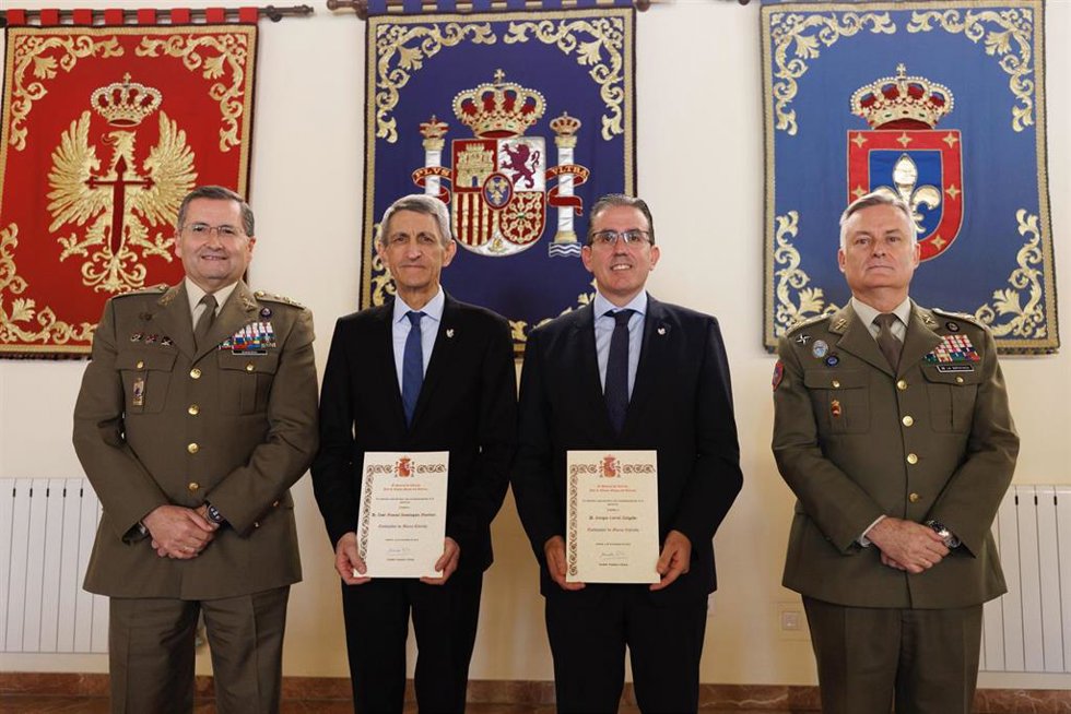 El presidente de la Fundación Unicaja, José M. Domínguez, y el director general de la institución, Sergio Corral, han sido elegidos como embajadores de Marca Ejército