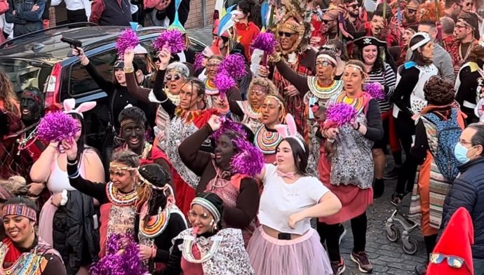 Archivo - Imagen de archivo del 'Desfile Carnaval' de Alcalá de Guadaíra.