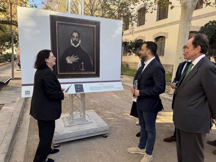 La exposición  'Prado en las Calles'  en Sagunt