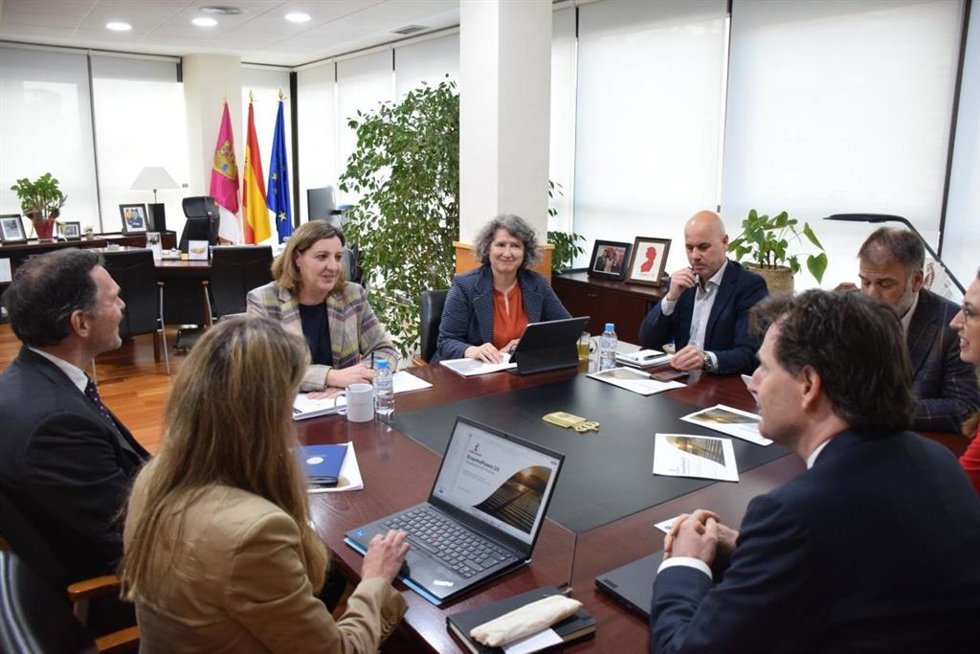 Encuentro en la sede de la Consejería de Economía, Empresas y Empleo.