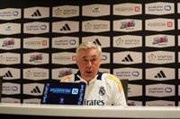 Ancelotti: "Si Dani Olmo juega, deberemos quitarle parte de su calidad"