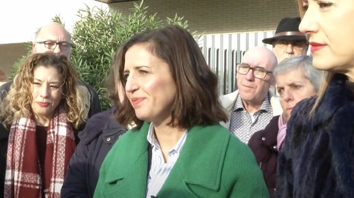 La portavoz del PSOE, Esther Peña, en el homenaje del ayuntamiento de Miranda de Ebro a las víctimas del Campo de Concentración de Miranda