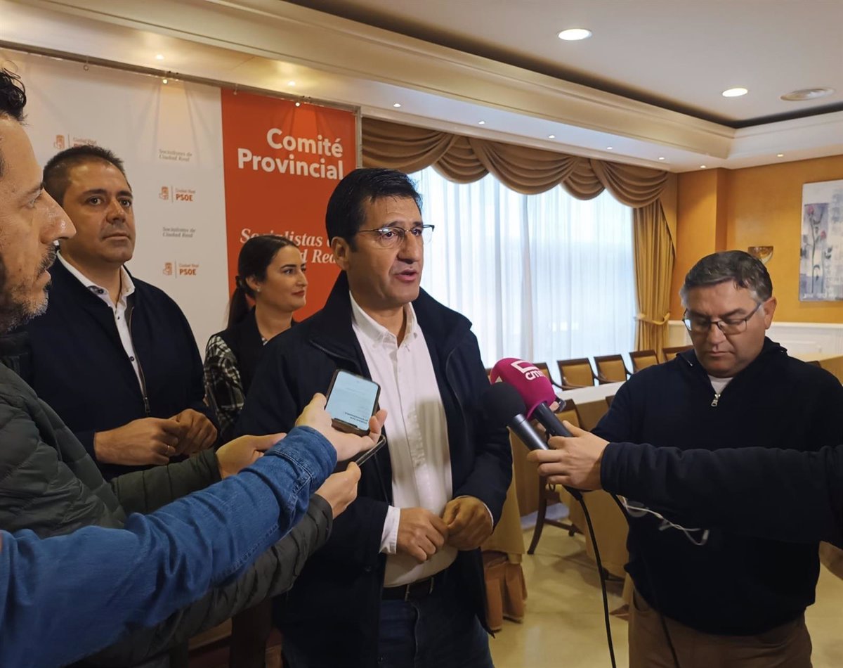 Caballero se muestra con  con ánimo, fuerza y compromiso  para seguir liderando el PSOE provincial de Ciudad Real