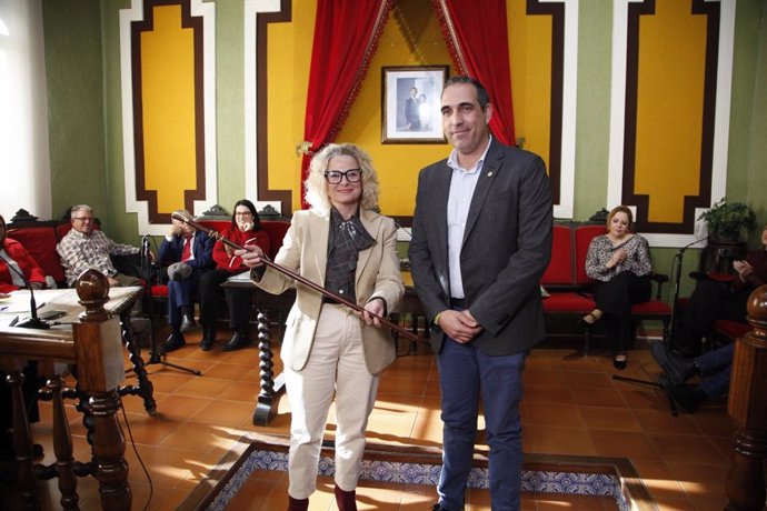 Virginia Martí (PSPV) toma posesión como alcaldesa de Cabanes