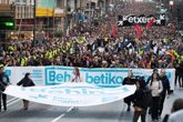 Foto: Miles de personas piden en Bilbao "abrir las puertas de las celdas" a los presos de ETA con la legislación ordinaria