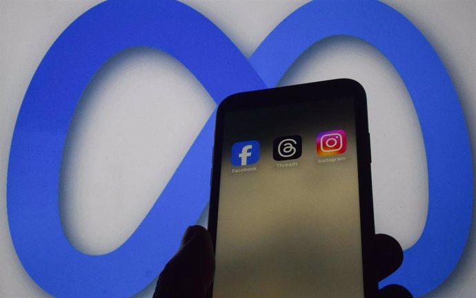 Logotipos de Facebook, Instagram y Threads