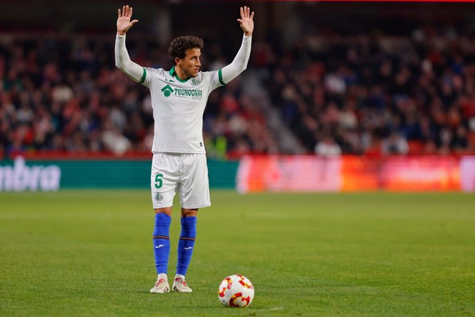 Luis Milla of Getafe CF during the Spanish Cup, Copa del Rey, round of 32 football match played between Granada CF and Getafe CF at Nuevo Los Carmenes stadium on January 03, 2025, in Granada, Spain.