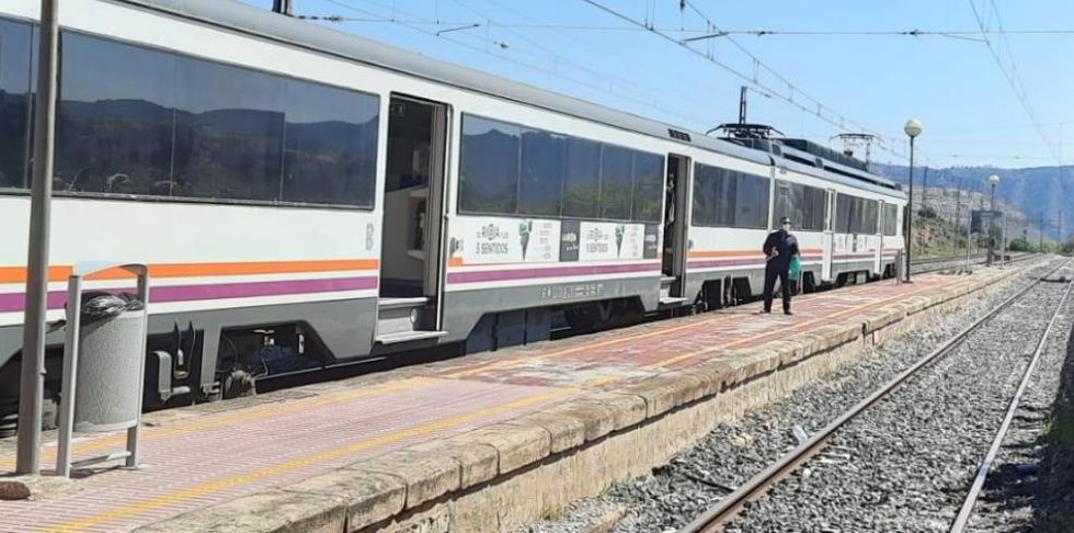 Archivo - Estación de tren en Caspe