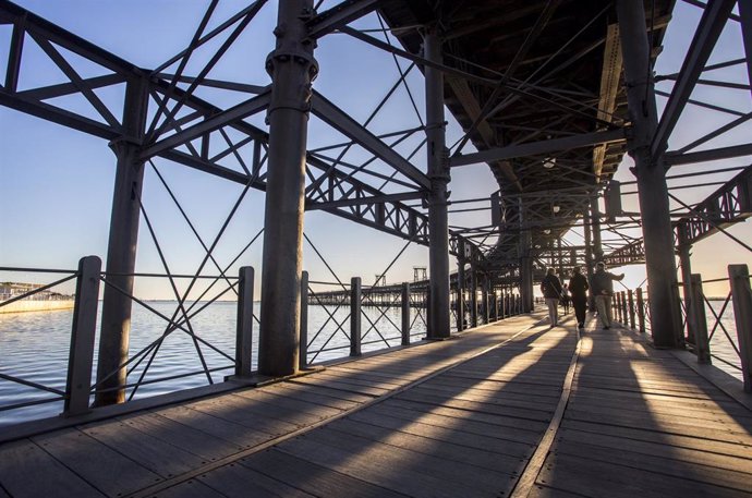 Archivo - Muelle del Tinto en Huelva.