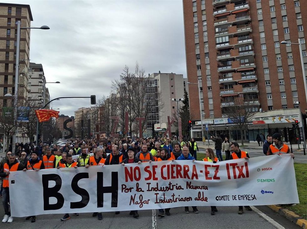 Manifestación en Pamplona en contra del cierre de la planta de BSH en Esquíroz.